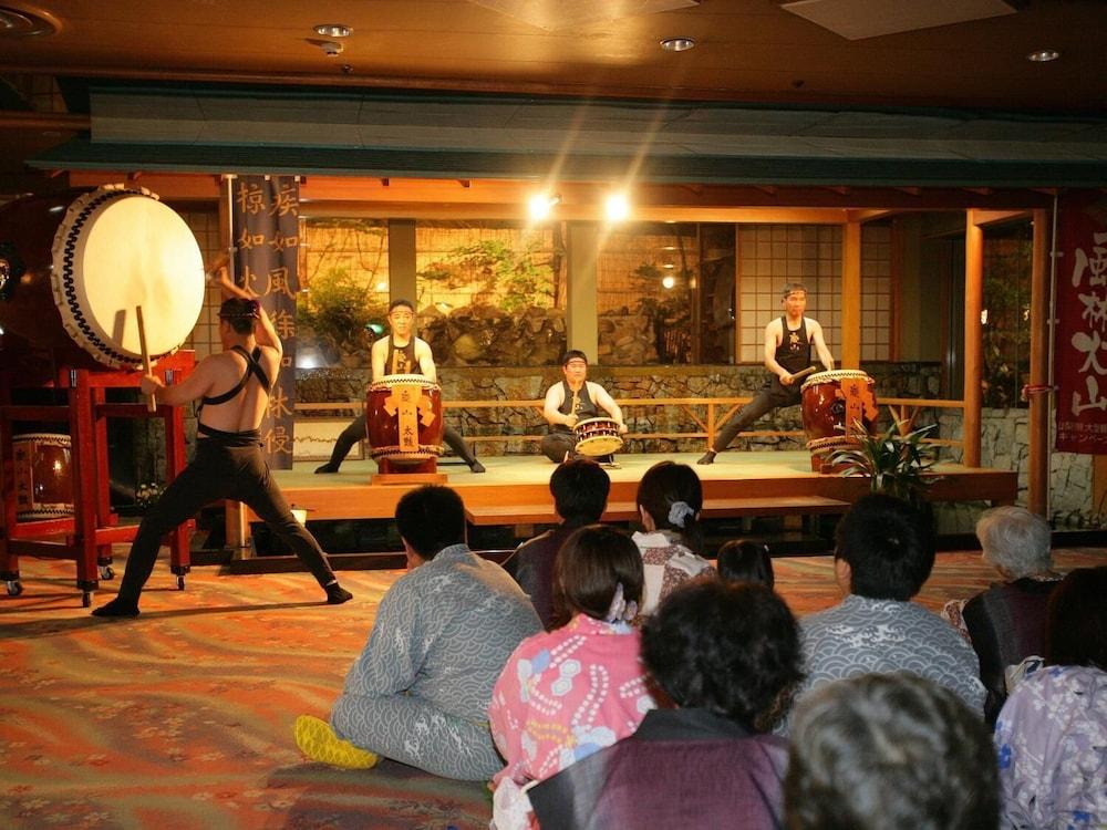 楽気ハウス甲斐路 Raki House Kaiji Hotell Fuefuki Exteriör bild
