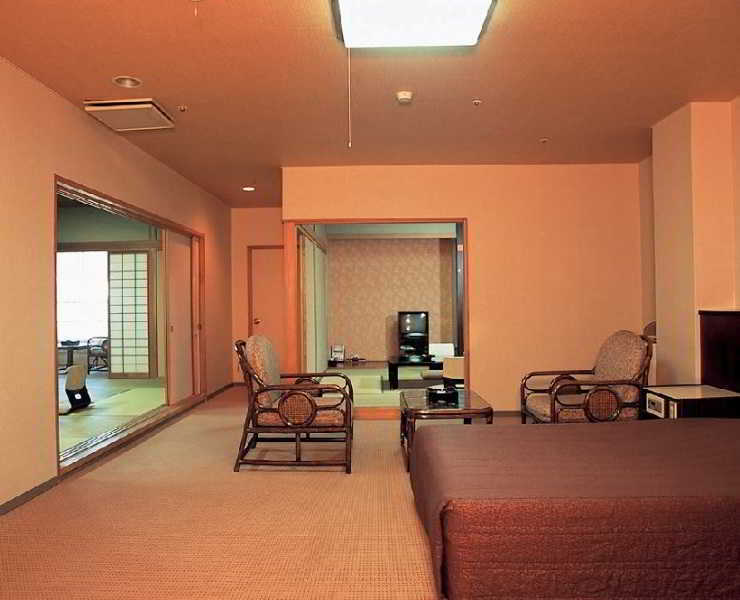 楽気ハウス甲斐路 Raki House Kaiji Hotell Fuefuki Exteriör bild